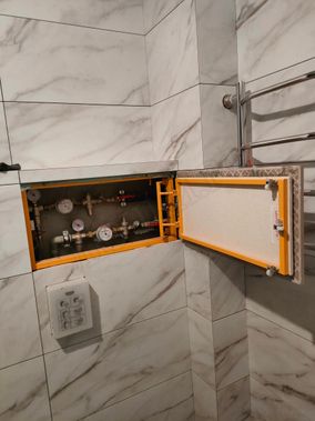 Люк под плитку Нажимной Апельсин 550*500 Люк под плитку Нажимной Апельсин 550*500