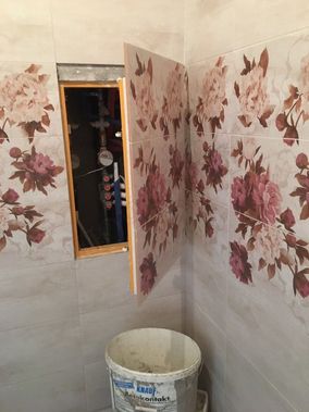 Люк под плитку Нажимной Апельсин 550*500 Люк под плитку Нажимной Апельсин 550*500