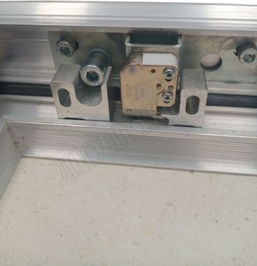 Люк под плитку Нажимной Мега Алюм 2.0, 1 створка 850*950 Люк под плитку Нажимной Мега Алюм 2.0, 1 створка 850*950