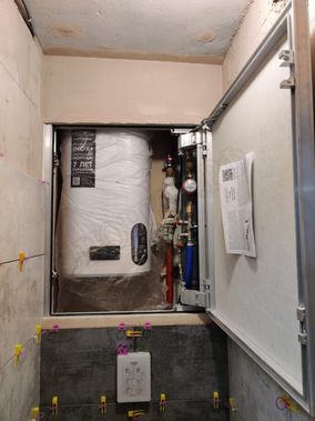 Нажимной Мега Алюм 2.0, 1 створка 850*950 Нажимной Мега Алюм 2.0, 1 створка 850*950