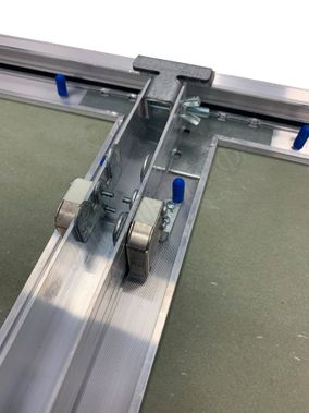 Люк под покраску Хаммер Гиппократ для установки в стену, 2 створки, съёмная перегородка 800*900 Люк под покраску Хаммер Гиппократ для установки в стену, 2 створки, съёмная перегородка 800*900