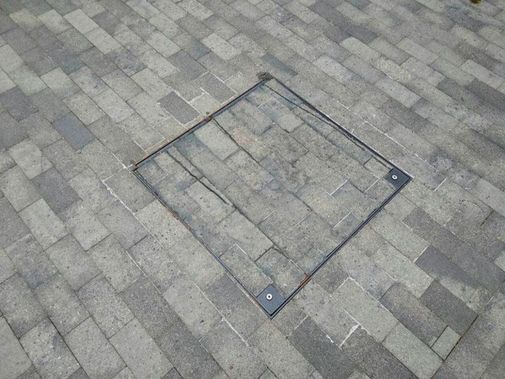 Напольный люк Брус Ли Стальной, Съемная дверца 500*1200 Напольный люк Брус Ли Стальной, Съемная дверца 500*1200