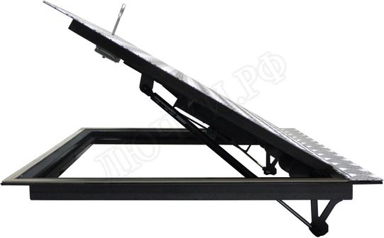 Напольный люк Дворник Уголок, нержавеющий рифленый лист 1200*2600 Напольный люк Дворник Уголок, нержавеющий рифленый лист 1200*2600