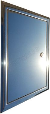 Люк сантехнический из нержавеющей стали с замком глянцевый 300*300 Люк сантехнический из нержавеющей стали с замком глянцевый 300*300