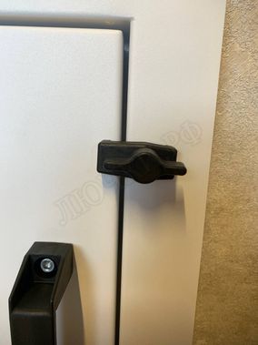 Сантехнический люк Гермо 300*700, RAL 9003 муар Сантехнический люк Гермо 300*700, RAL 9003 муар